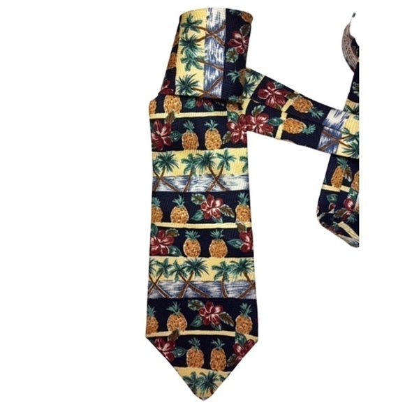 REYN Spooner Pine-Palm-Biscus Tiki 100% Silk Necktie USA Unworn Vintage - Picture 5 of 8